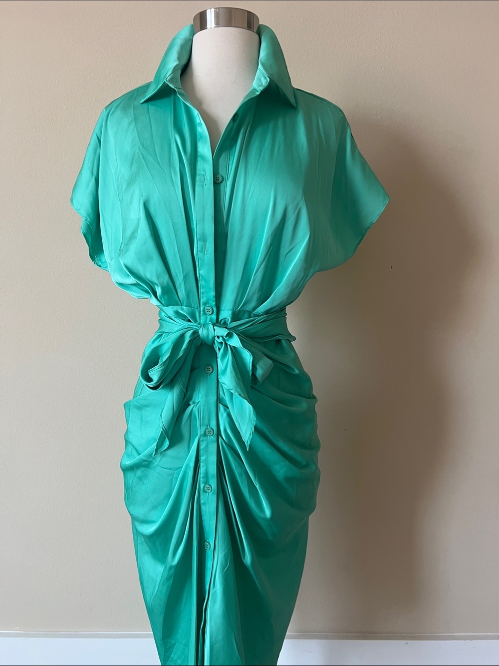 Size Small Do+Be Green Tie-Waist Shirt Dress
